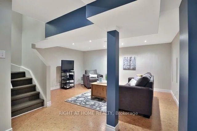 1269, Brillinger, 1022 - WT West Oak Trails, Oakville