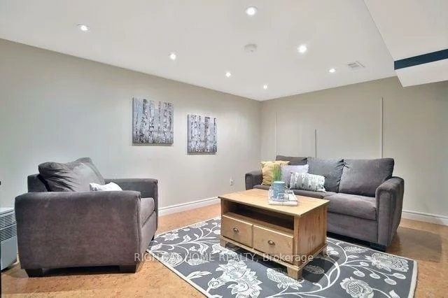 1269, Brillinger, 1022 - WT West Oak Trails, Oakville