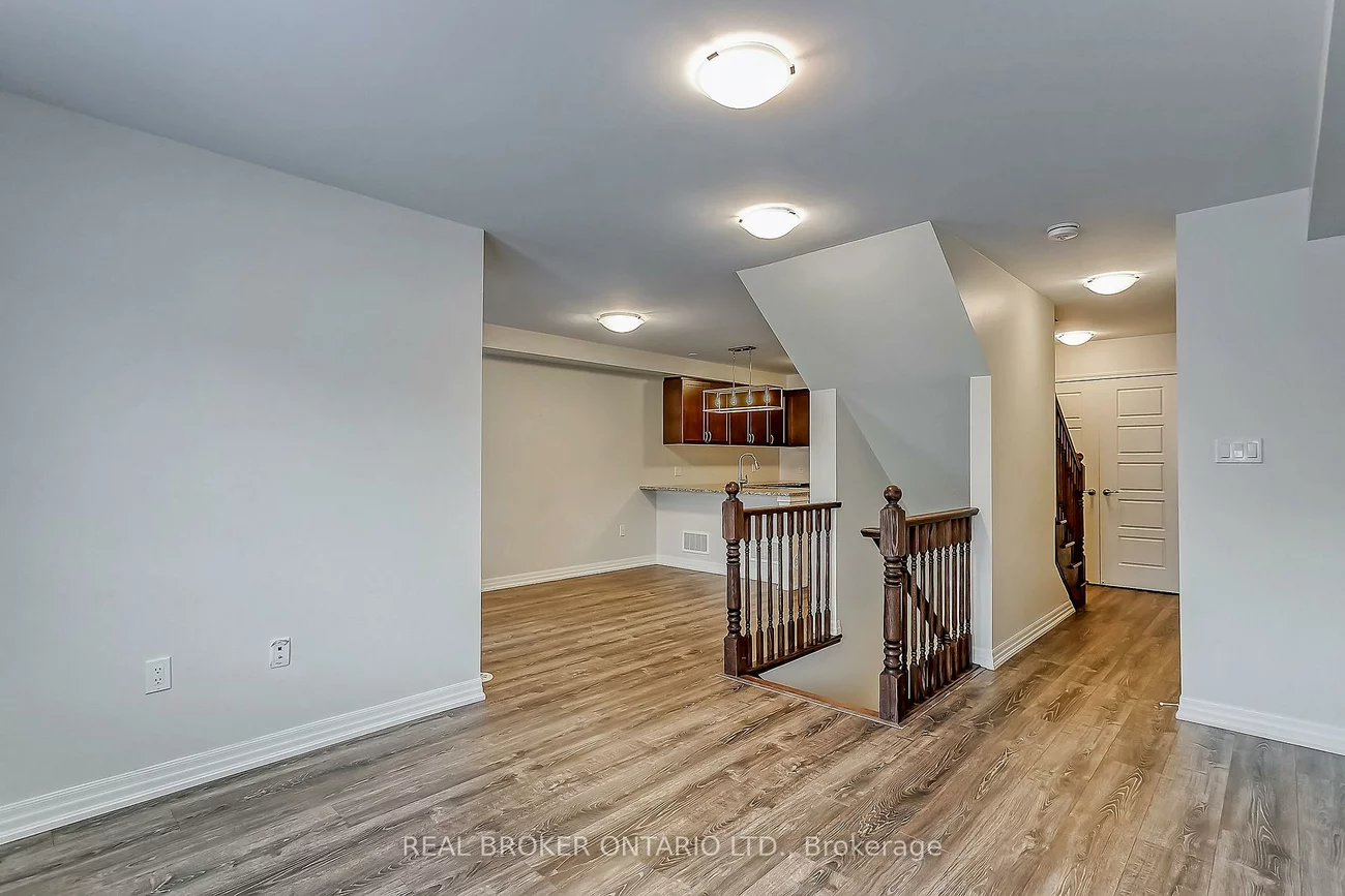121, Christopher, 1008 - GO Glenorchy, Oakville
