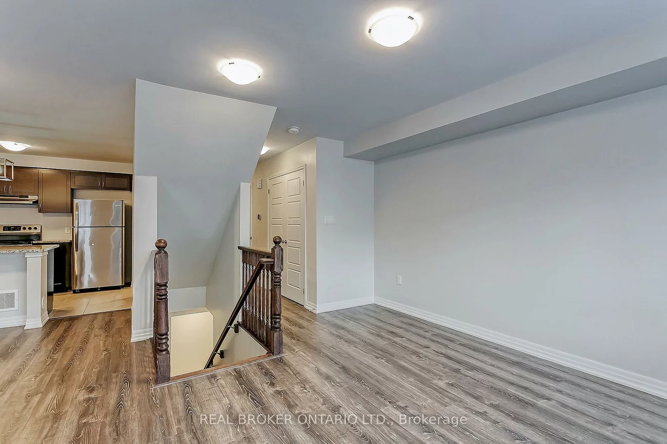 121, Christopher, 1008 - GO Glenorchy, Oakville