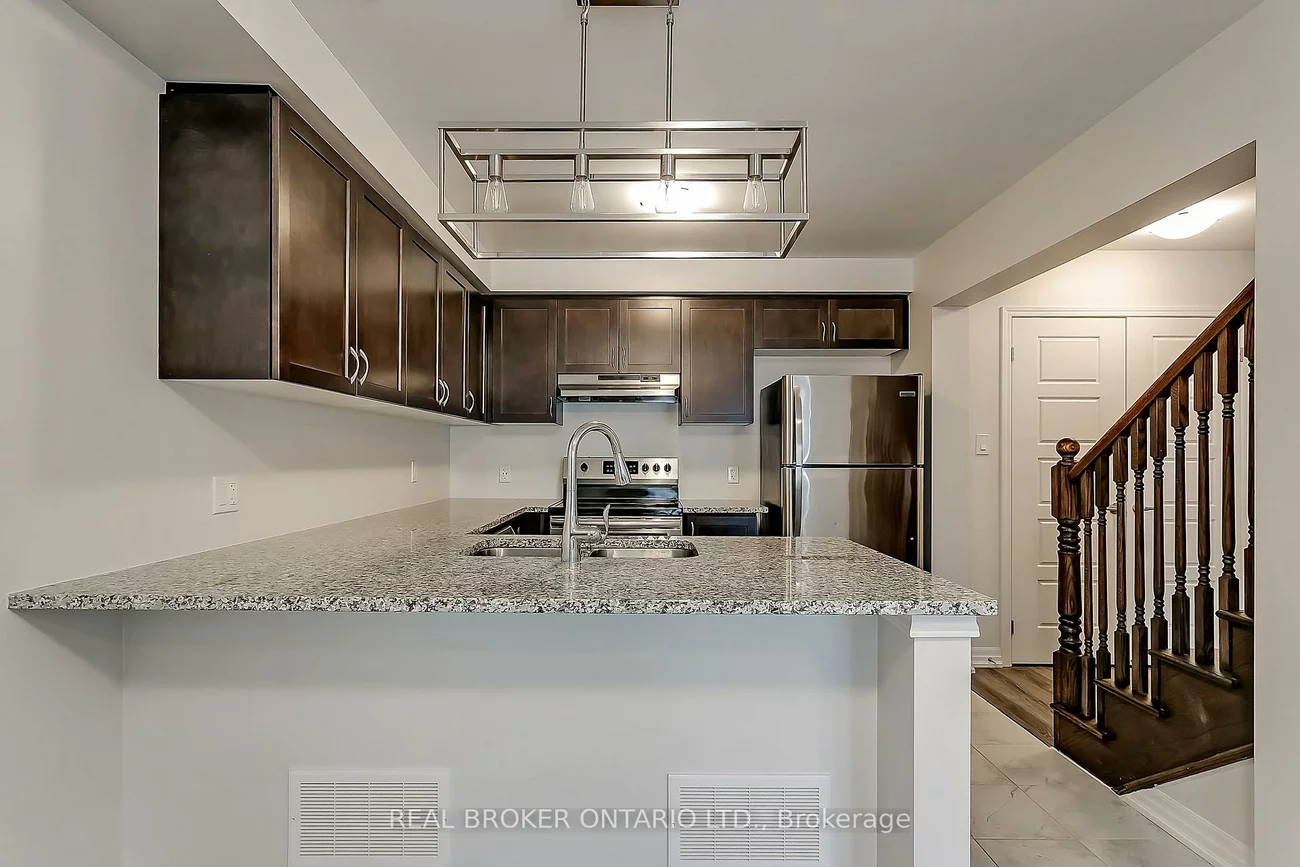 121, Christopher, 1008 - GO Glenorchy, Oakville