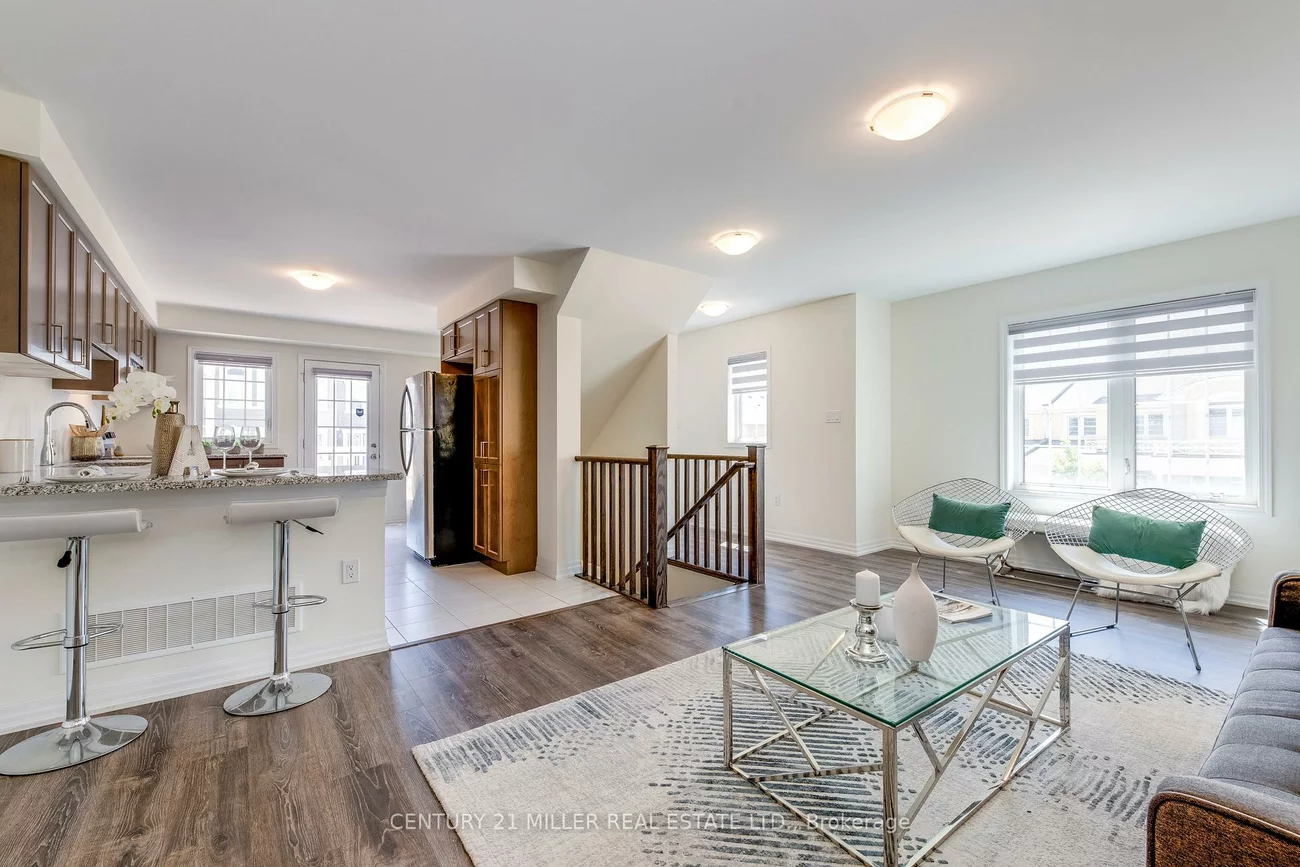 3473, Vernon Powell, 1008 - GO Glenorchy, Oakville