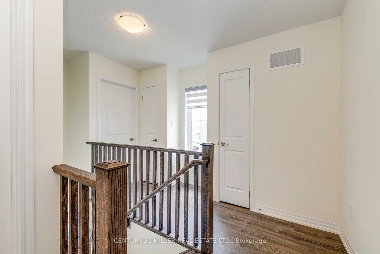 3473, Vernon Powell, 1008 - GO Glenorchy, Oakville