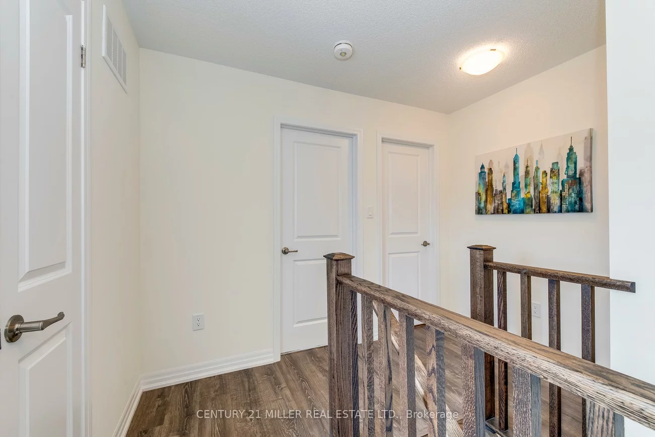 3473, Vernon Powell, 1008 - GO Glenorchy, Oakville