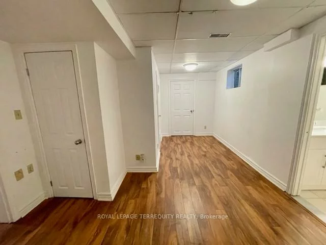 52, Skipper, 1001 - BR Bronte, Oakville