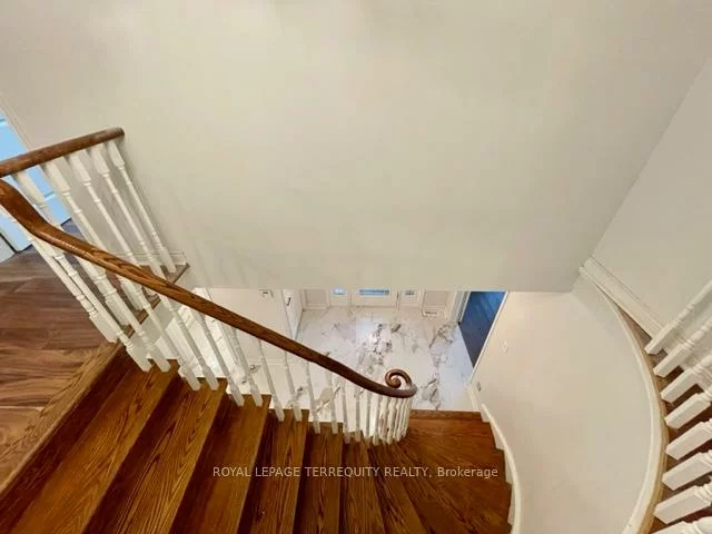 52, Skipper, 1001 - BR Bronte, Oakville