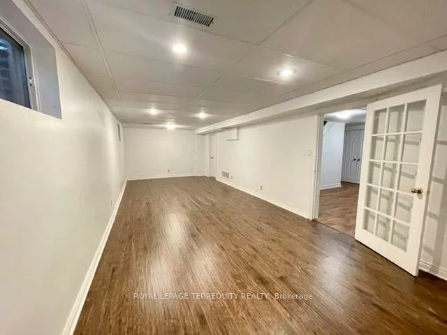 52, Skipper, 1001 - BR Bronte, Oakville