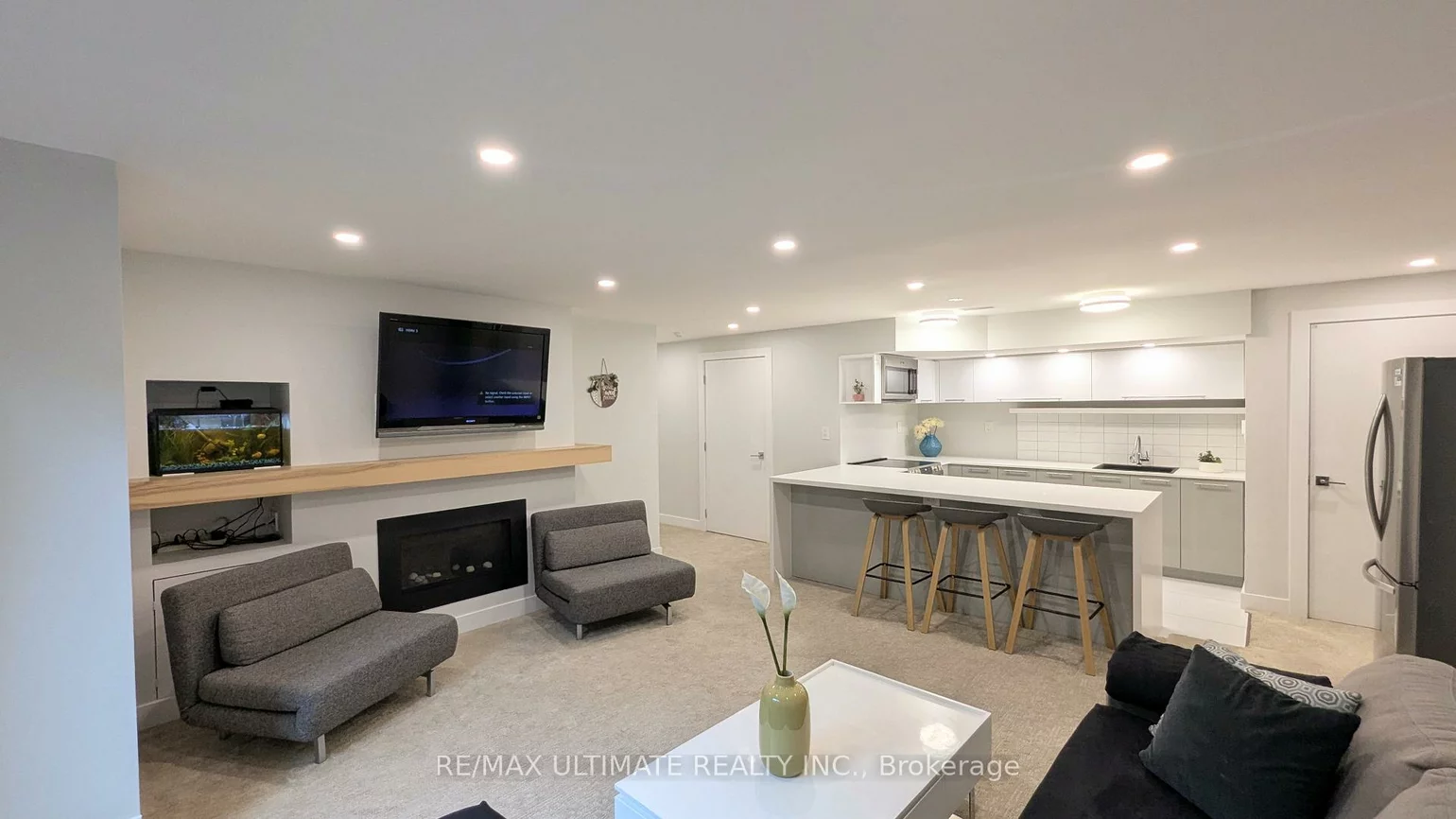 1101, Lakeshore, 1001 - BR Bronte, Oakville