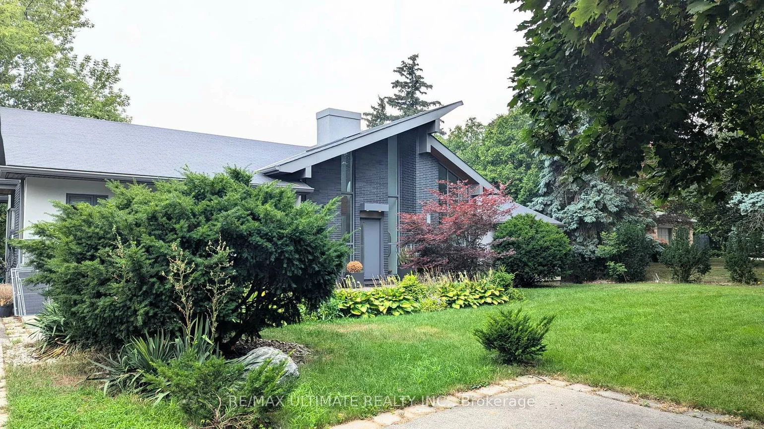 1101, Lakeshore, 1001 - BR Bronte, Oakville