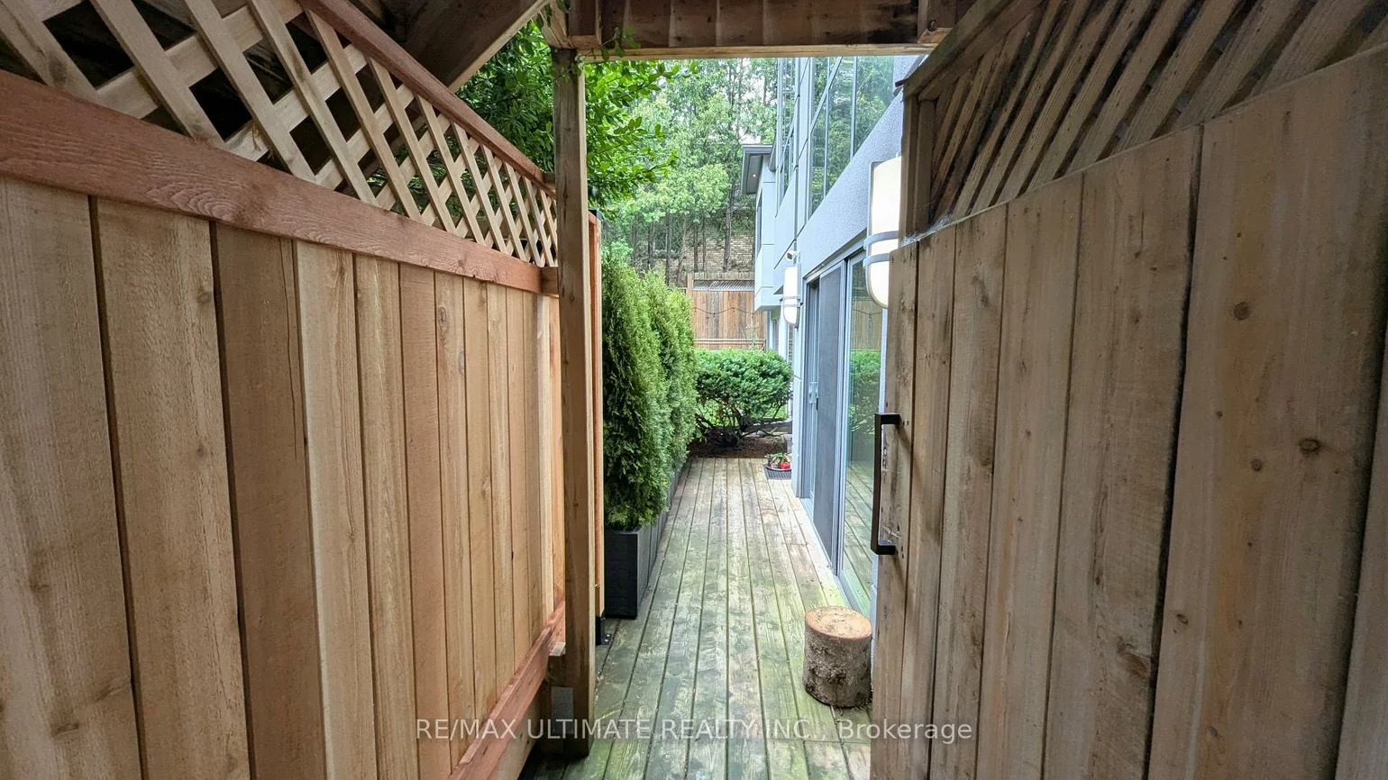 1101, Lakeshore, 1001 - BR Bronte, Oakville