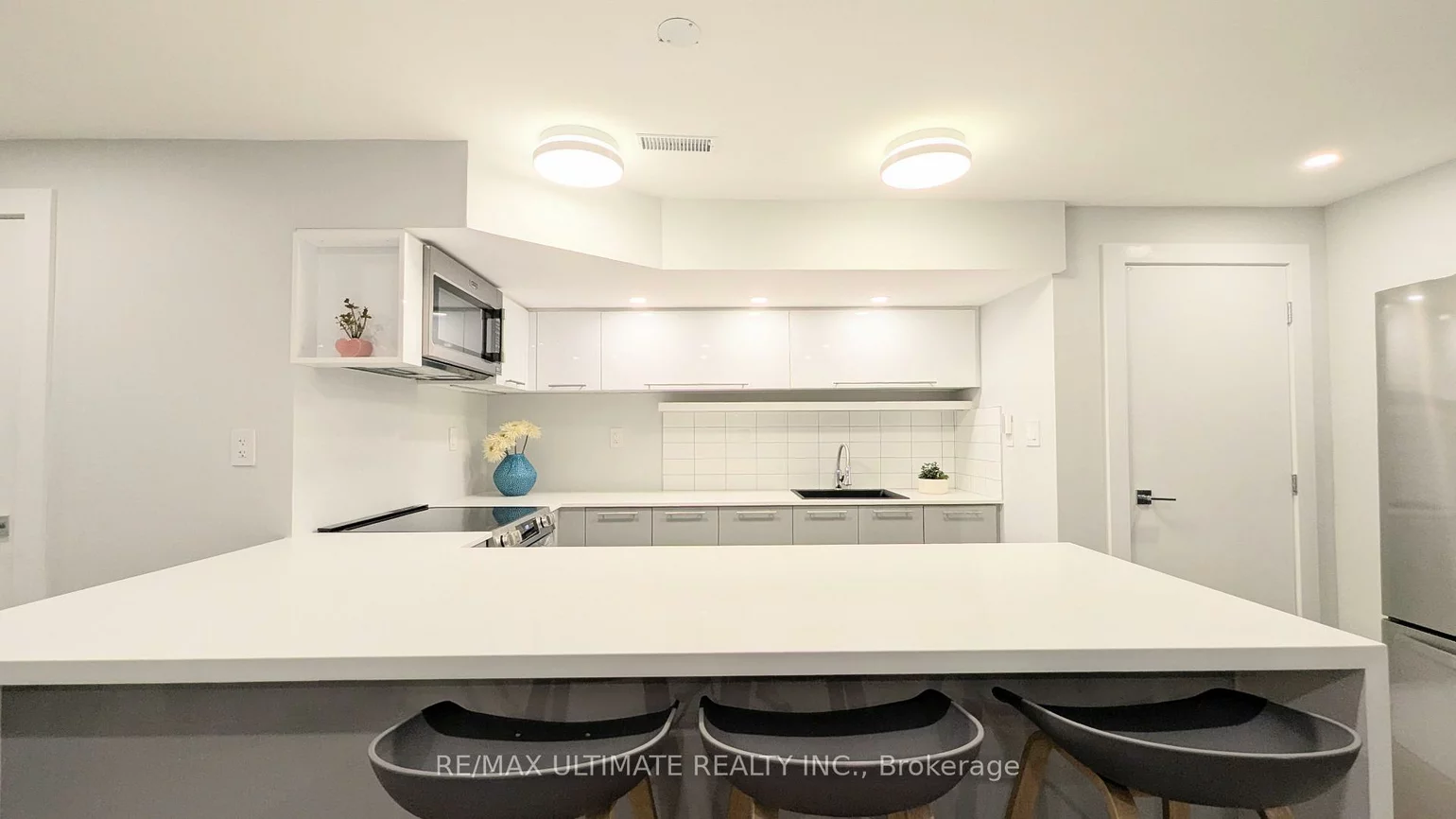 1101, Lakeshore, 1001 - BR Bronte, Oakville