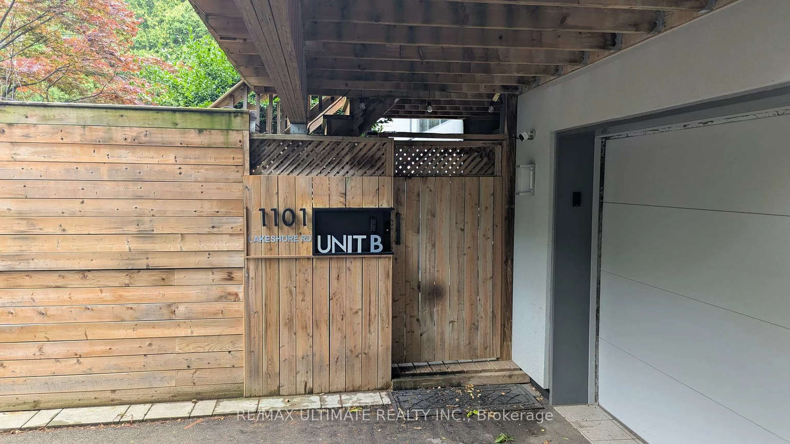 1101, Lakeshore, 1001 - BR Bronte, Oakville