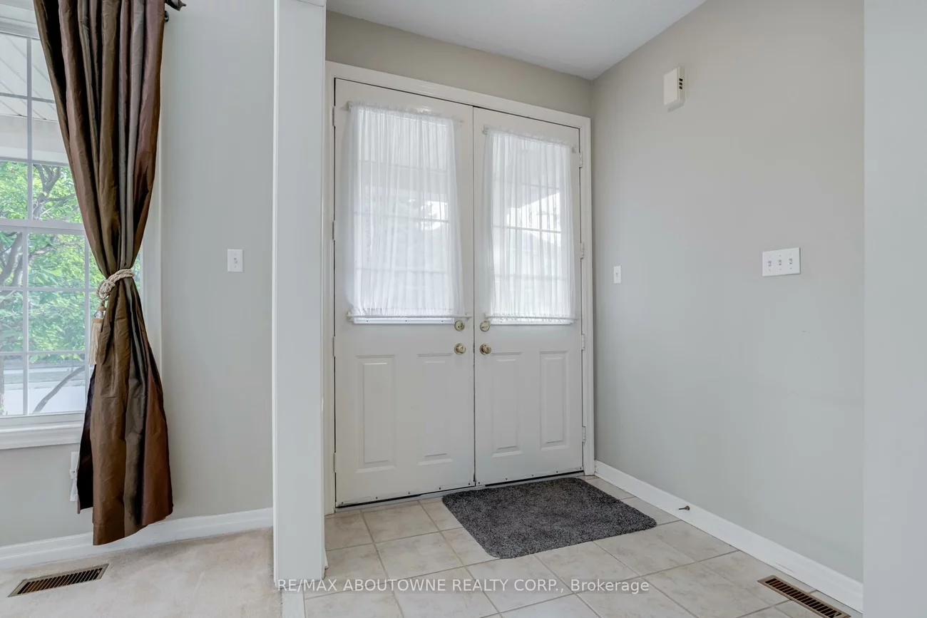 2245, RIVERDALE, 1022 - WT West Oak Trails, Oakville