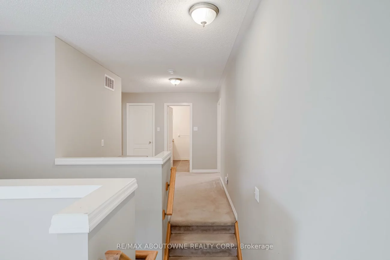 2245, RIVERDALE, 1022 - WT West Oak Trails, Oakville