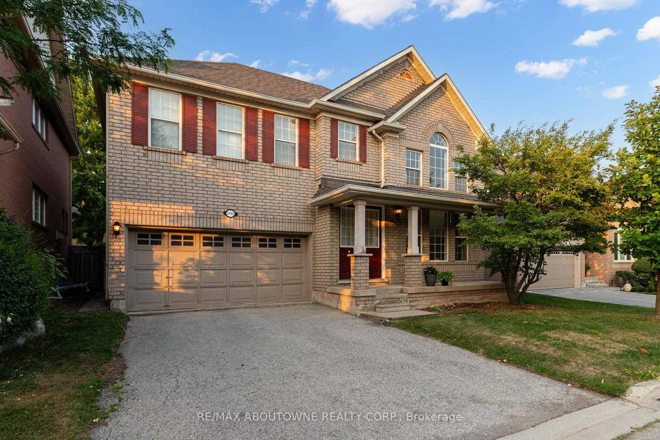 2245, RIVERDALE, 1022 - WT West Oak Trails, Oakville