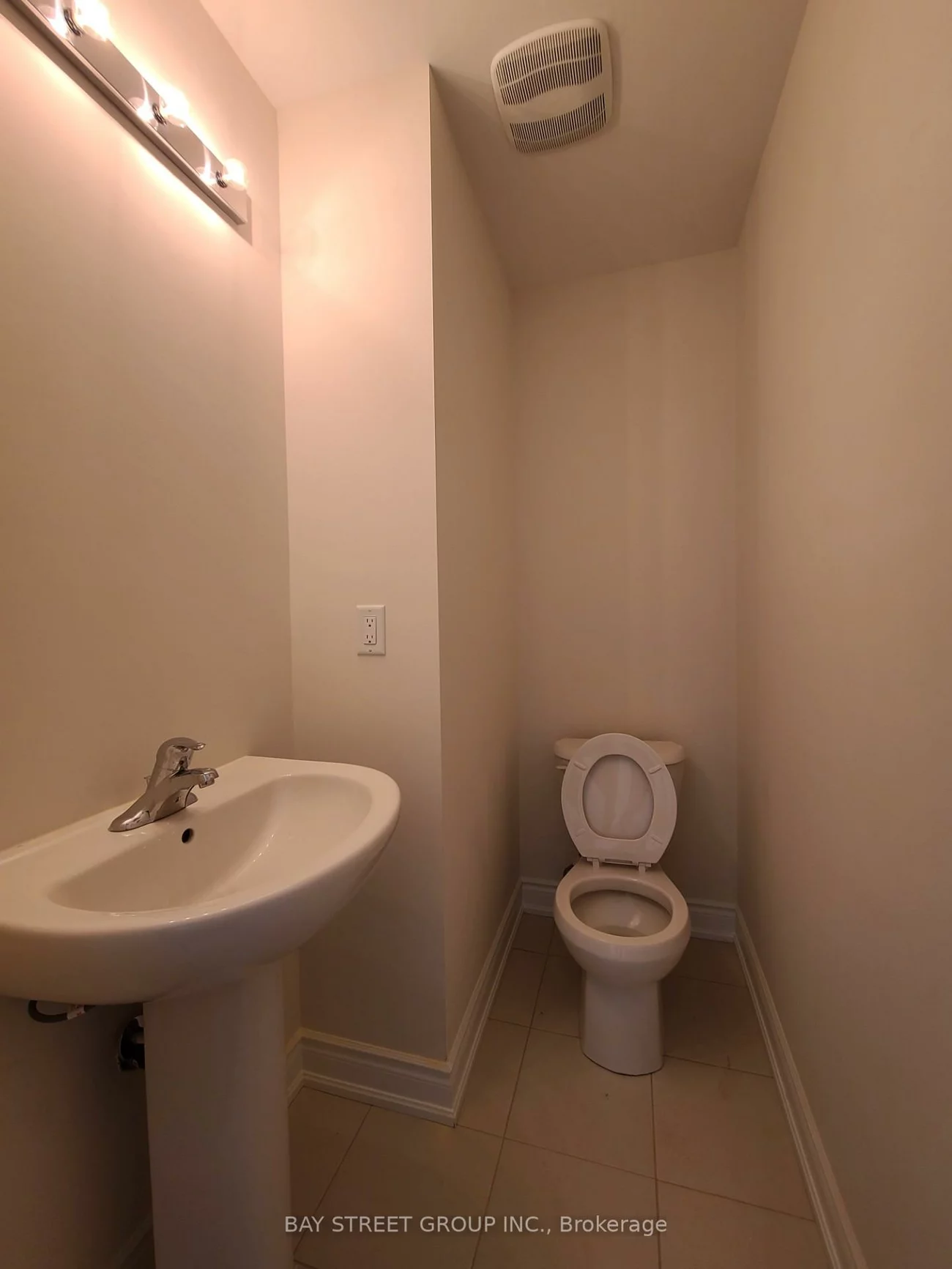 3385, Sixth, 1008 - GO Glenorchy, Oakville