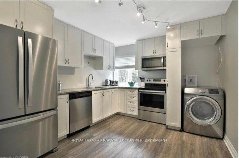 312, Reynolds, 1013 - OO Old Oakville, Oakville