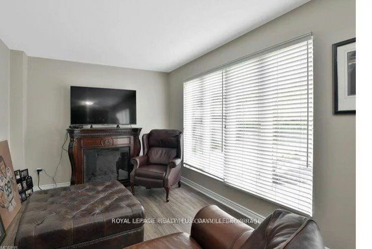 312, Reynolds, 1013 - OO Old Oakville, Oakville