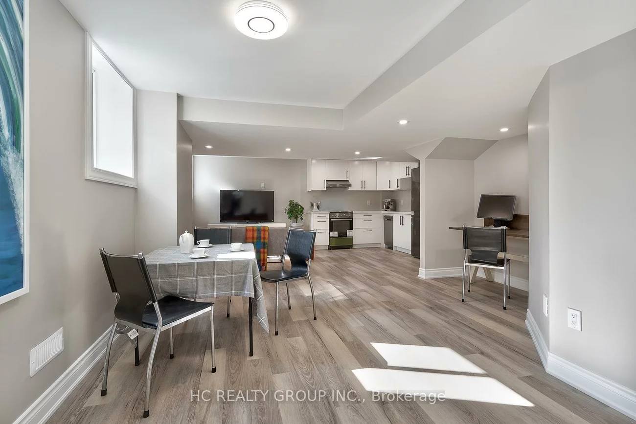 131, Petgor, 1008 - GO Glenorchy, Oakville