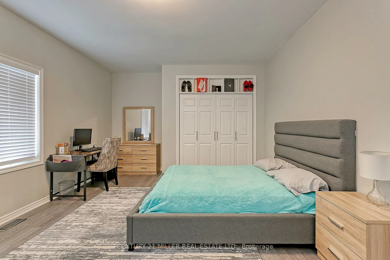 231, Jennings, 1001 - BR Bronte, Oakville