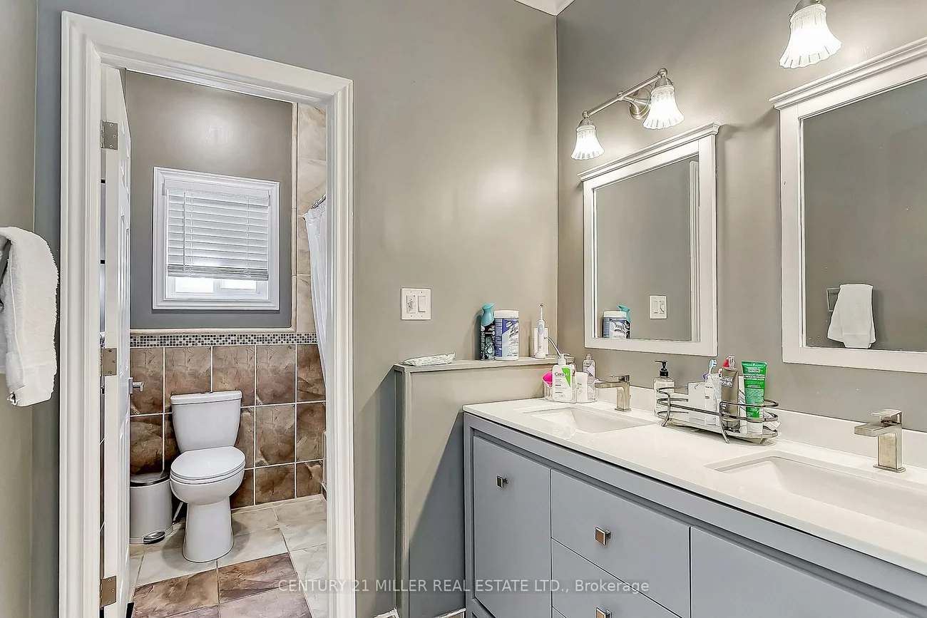 231, Jennings, 1001 - BR Bronte, Oakville