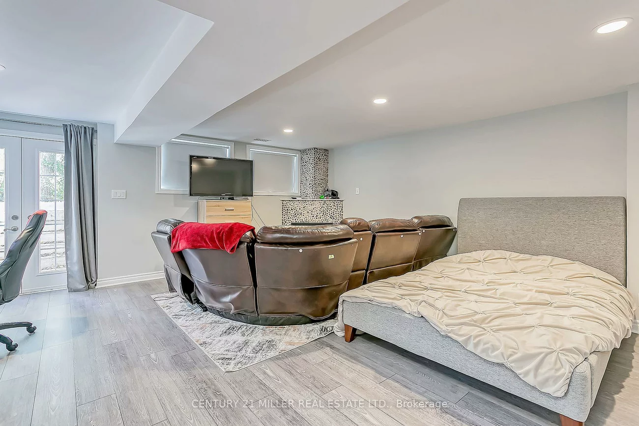 231, Jennings, 1001 - BR Bronte, Oakville