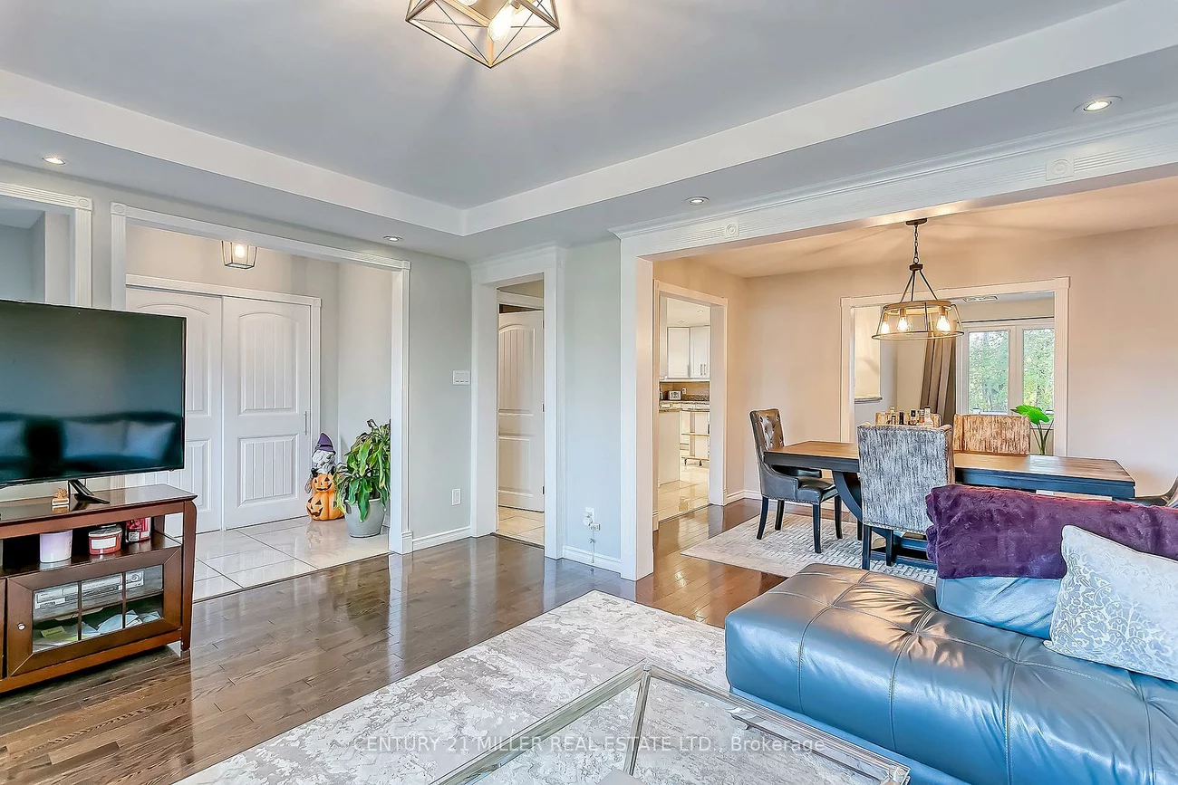 231, Jennings, 1001 - BR Bronte, Oakville