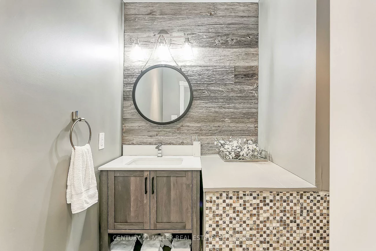 231, Jennings, 1001 - BR Bronte, Oakville