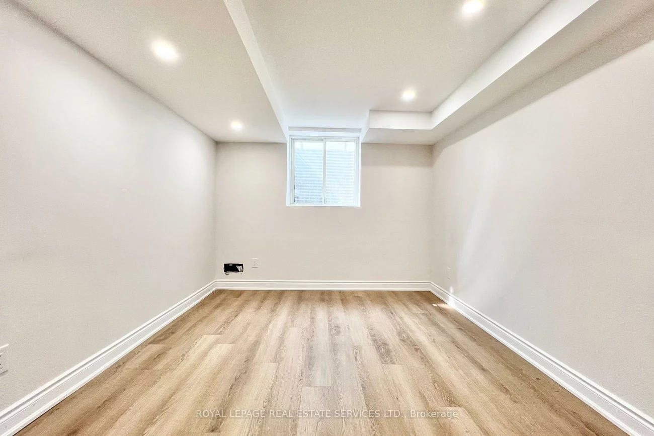 411, Grindstone, 1010 - JM Joshua Meadows, Oakville
