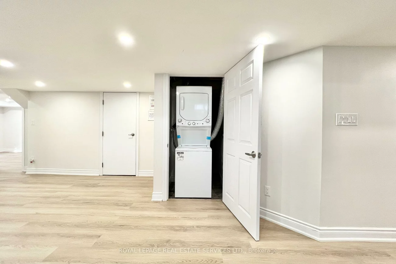 411, Grindstone, 1010 - JM Joshua Meadows, Oakville