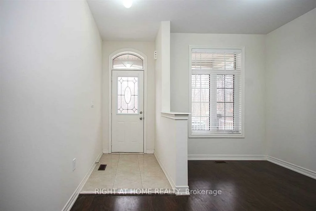 3471, Fourth, 1016 - SH Sixteen Hollow, Oakville