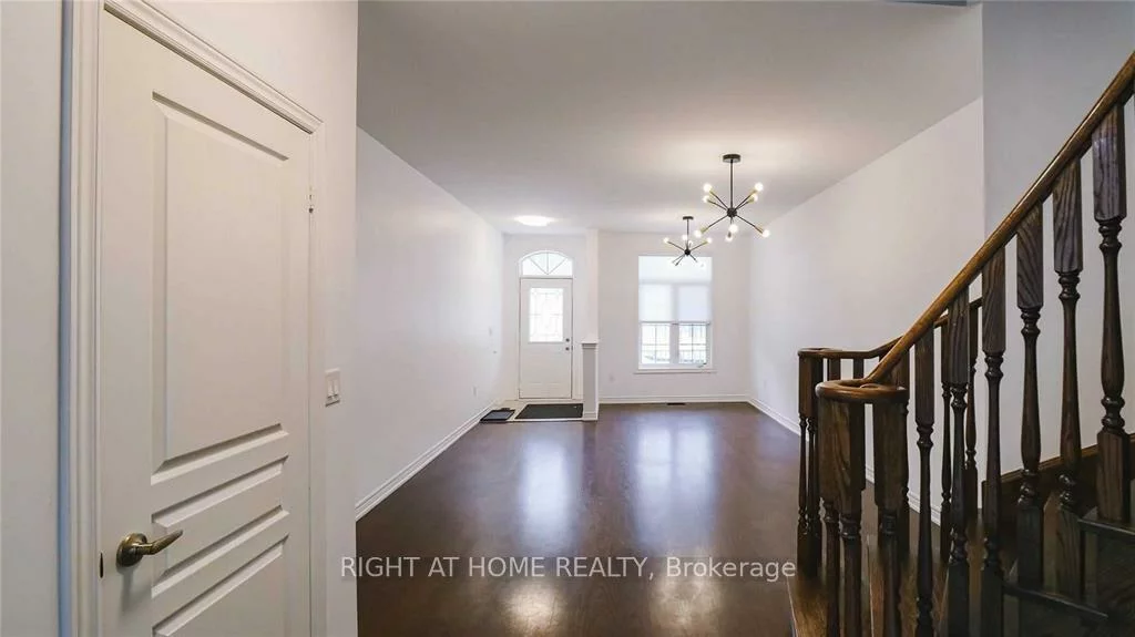 3471, Fourth, 1016 - SH Sixteen Hollow, Oakville