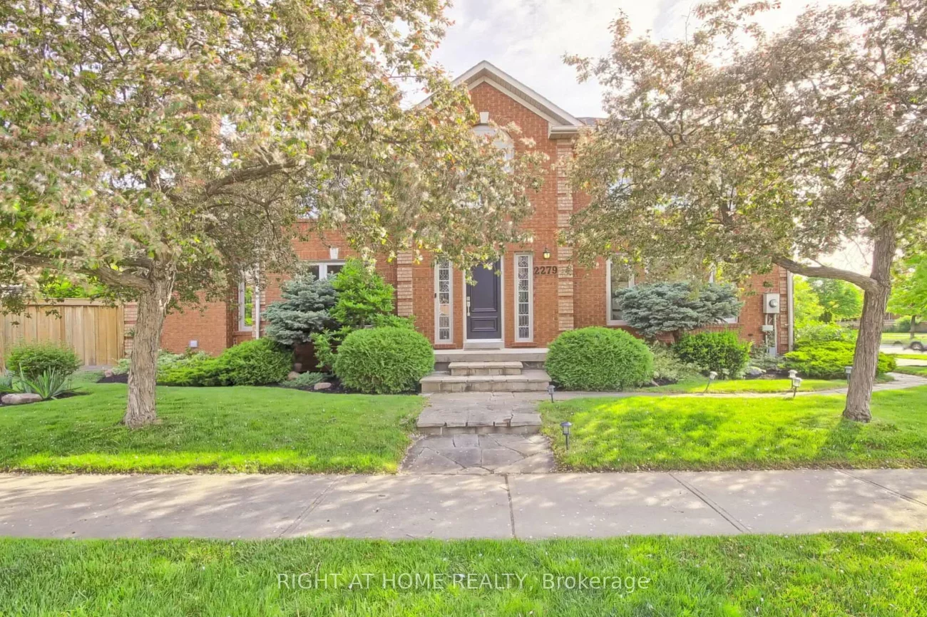 2279, Grand Ravine, 1015 - RO River Oaks, Oakville