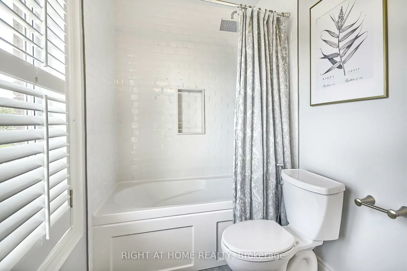 2279, Grand Ravine, 1015 - RO River Oaks, Oakville