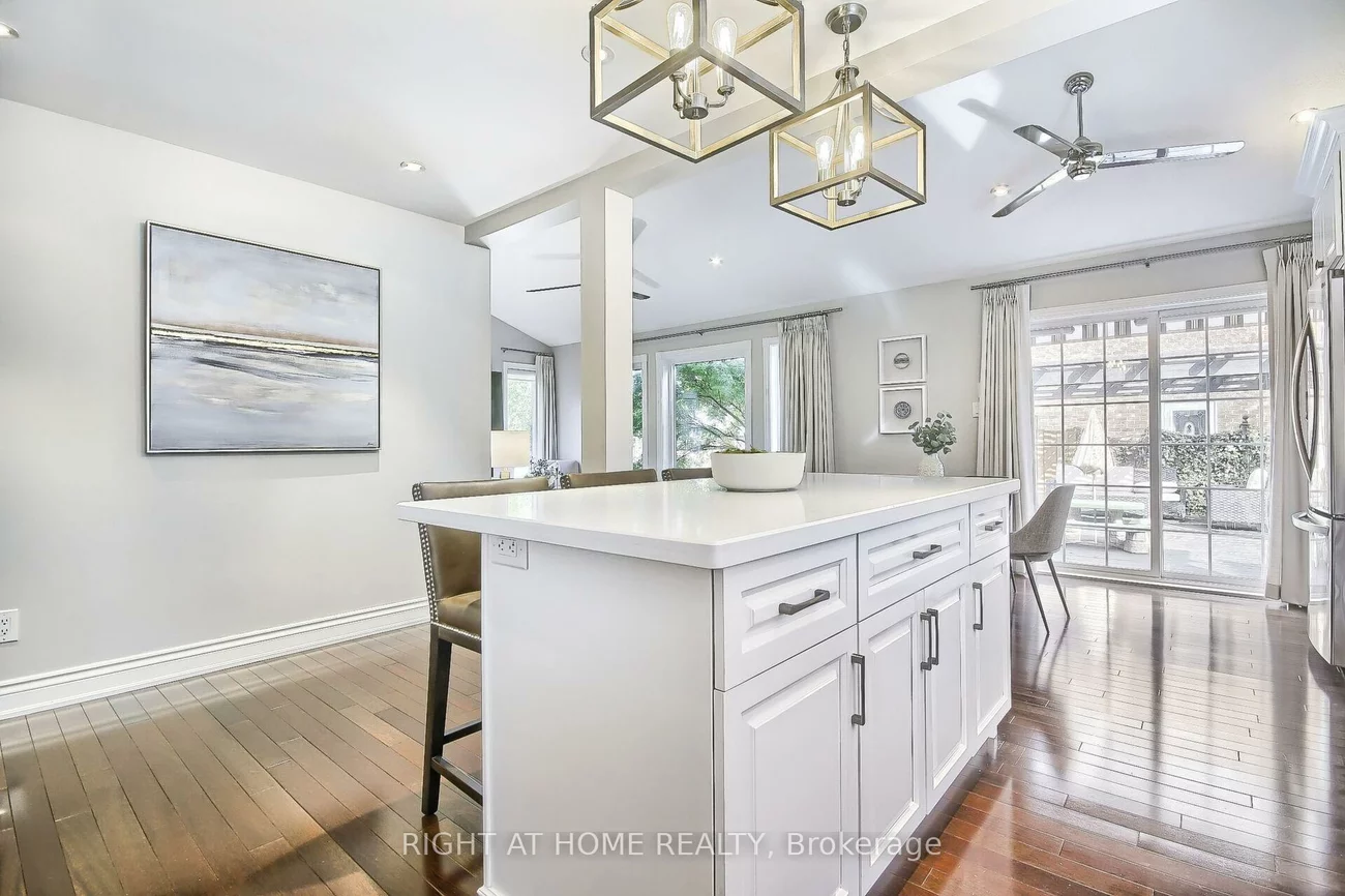 2279, Grand Ravine, 1015 - RO River Oaks, Oakville