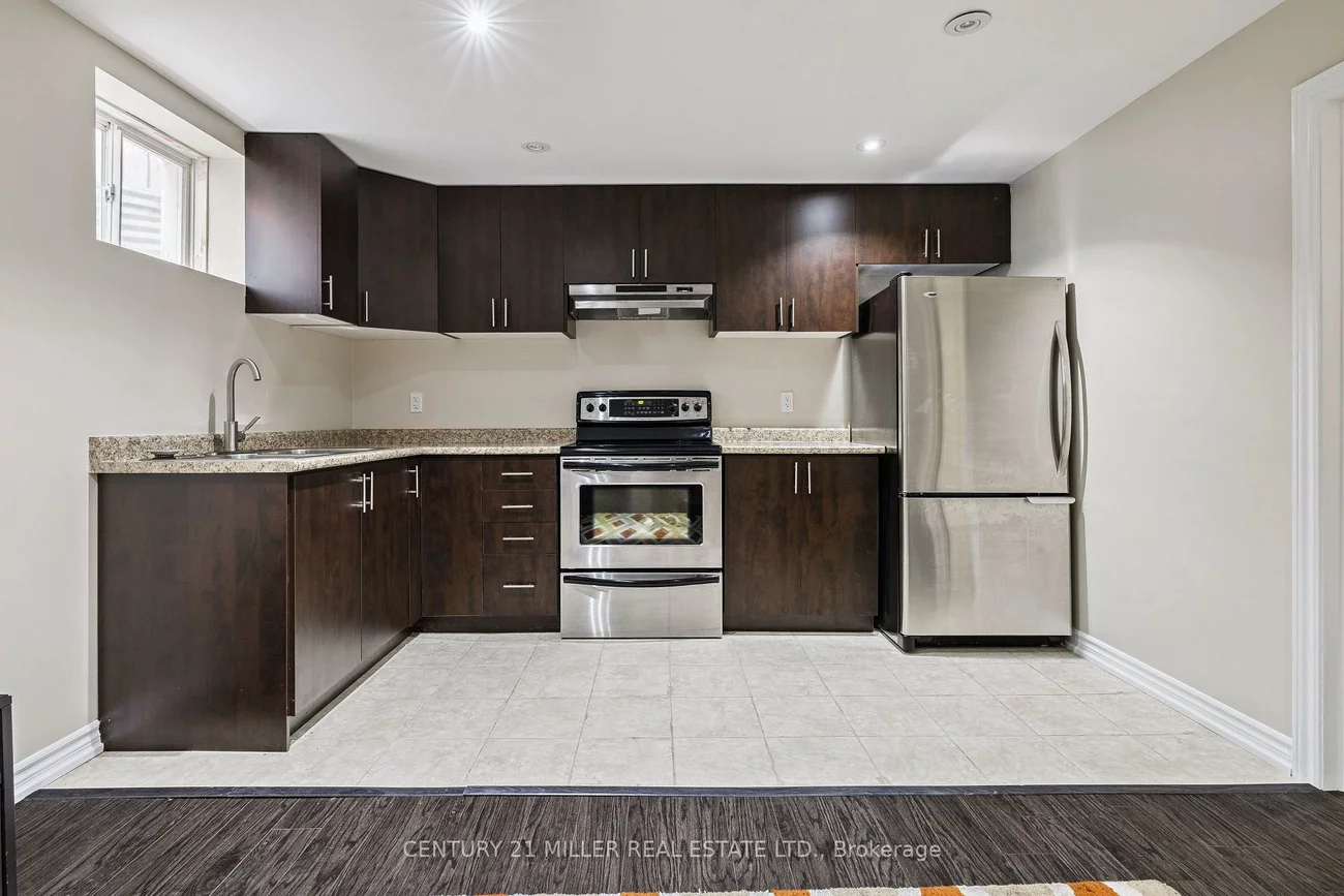 375, Begonia, 1008 - GO Glenorchy, Oakville