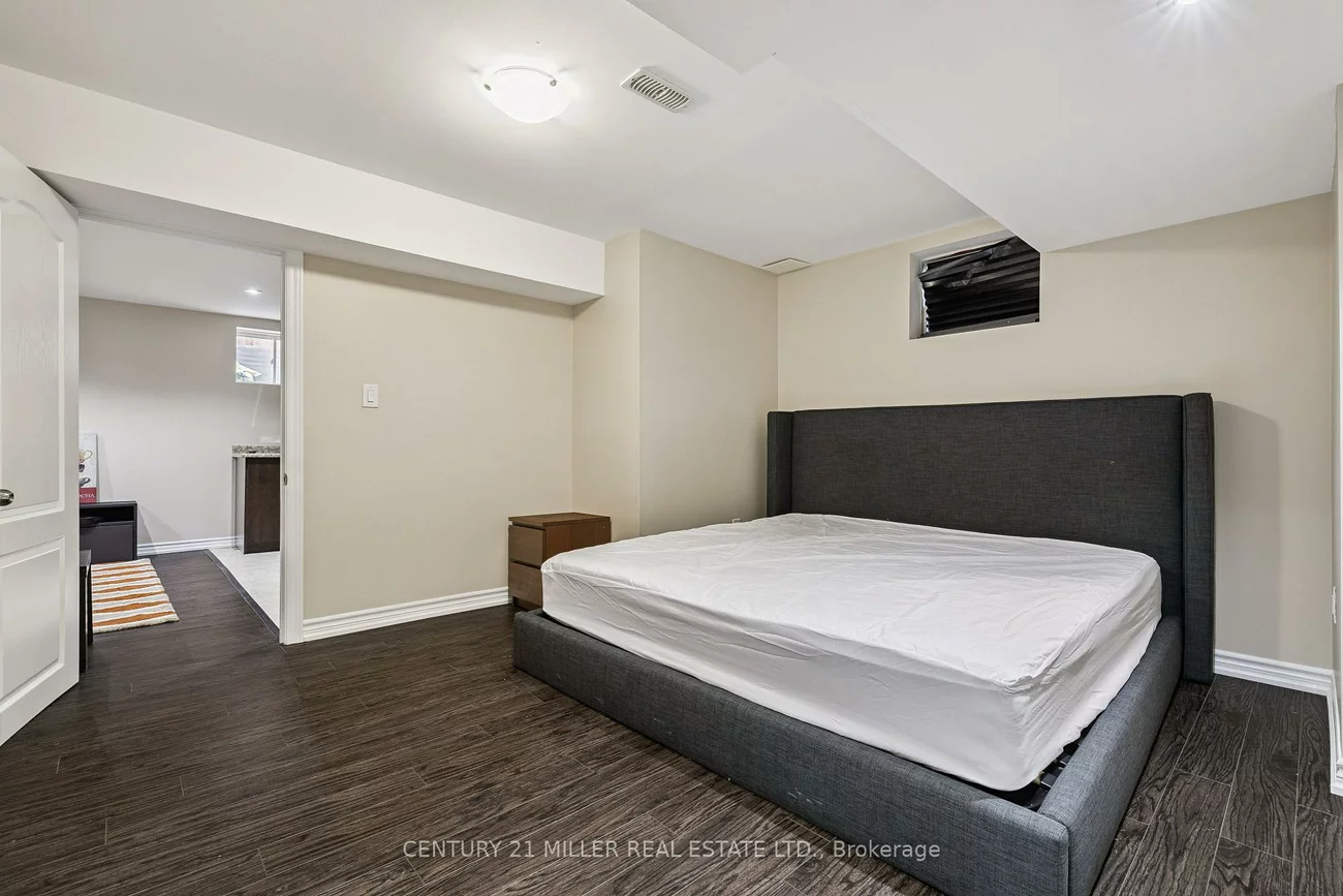 375, Begonia, 1008 - GO Glenorchy, Oakville
