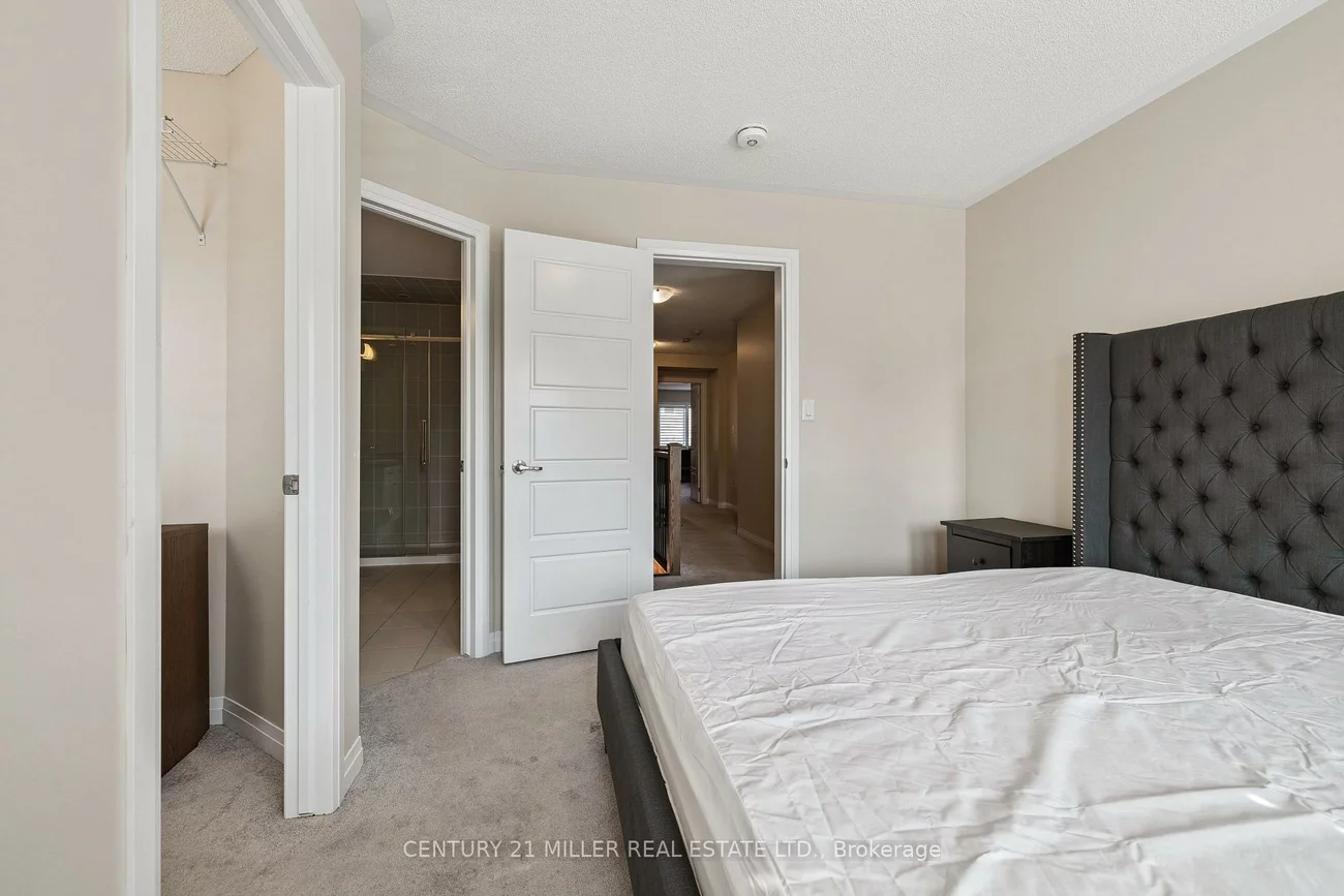 375, Begonia, 1008 - GO Glenorchy, Oakville