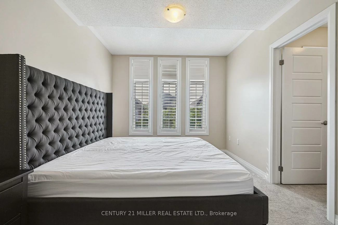 375, Begonia, 1008 - GO Glenorchy, Oakville