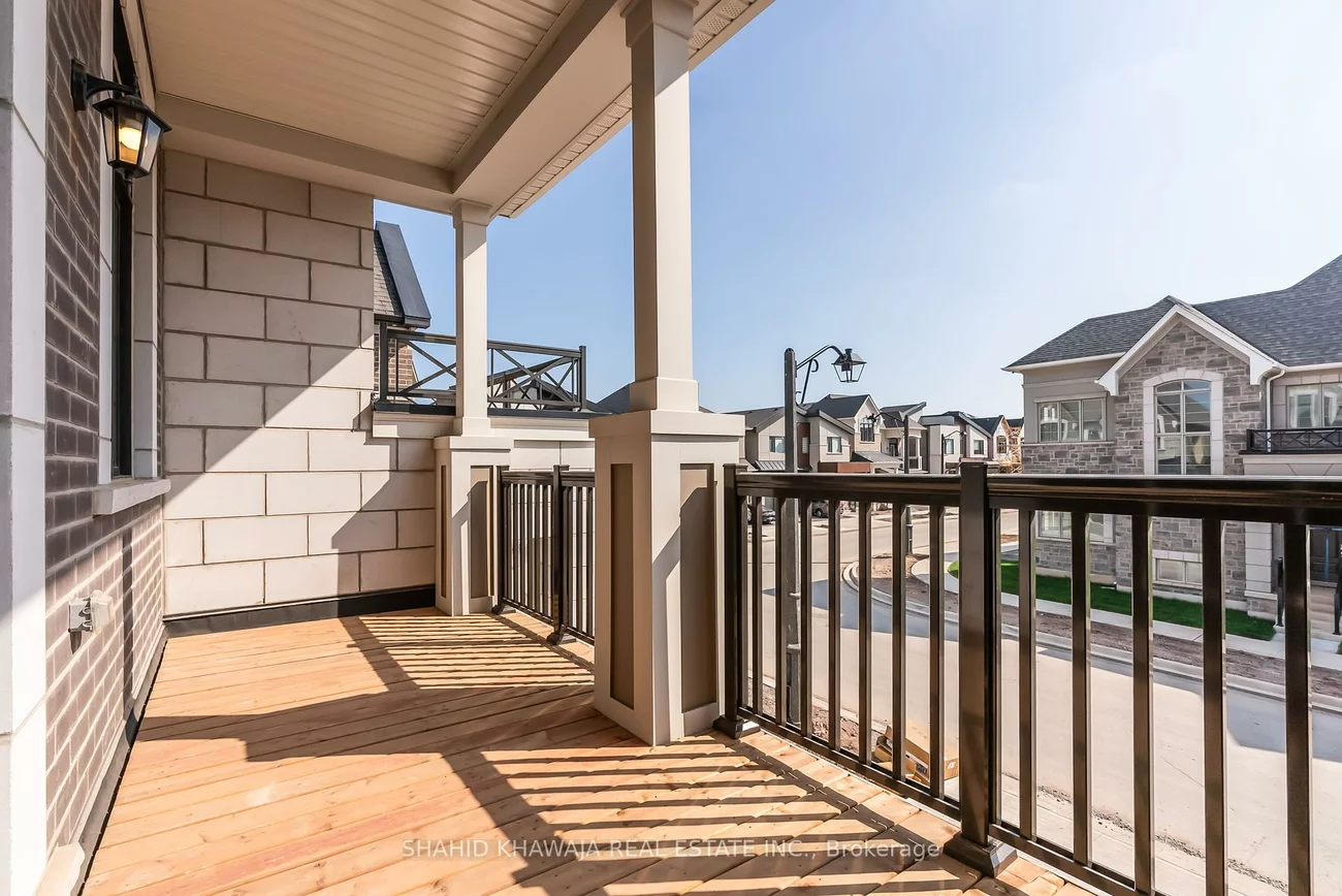 1288, Onyx, 1010 - JM Joshua Meadows, Oakville