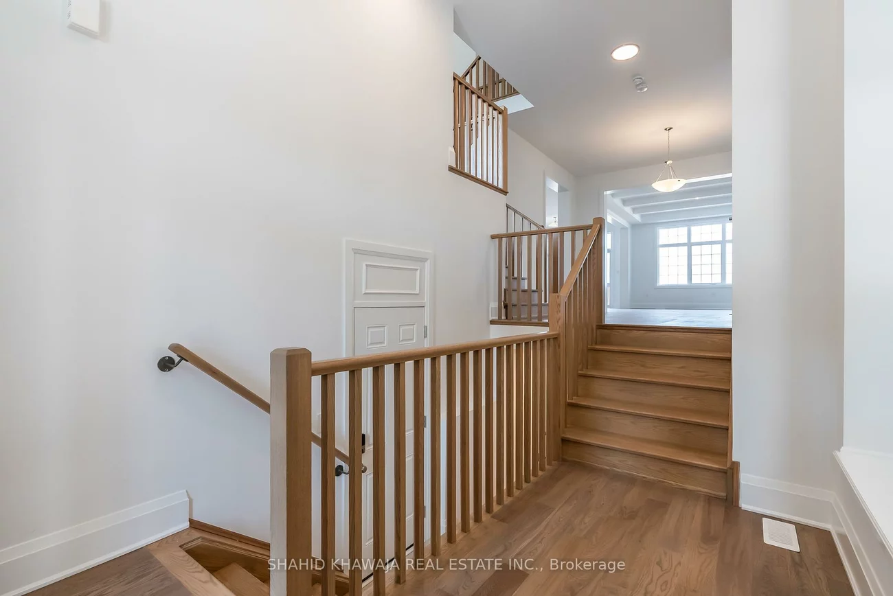 1288, Onyx, 1010 - JM Joshua Meadows, Oakville