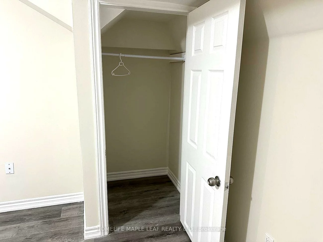 3266, MINTWOOD, 1040 - OA Rural Oakville, Oakville