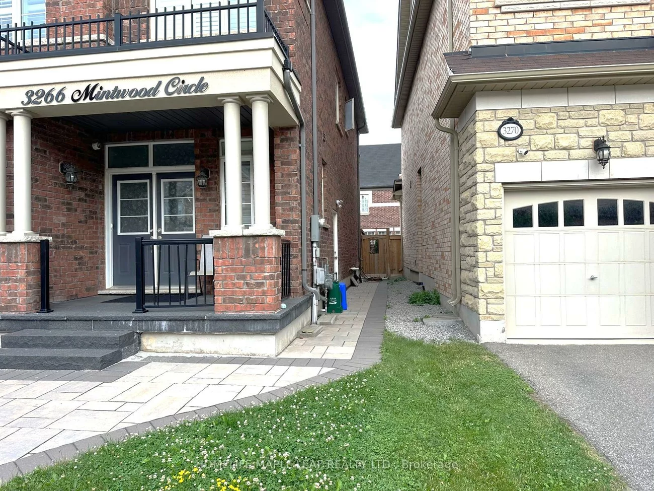 3266, MINTWOOD, 1040 - OA Rural Oakville, Oakville