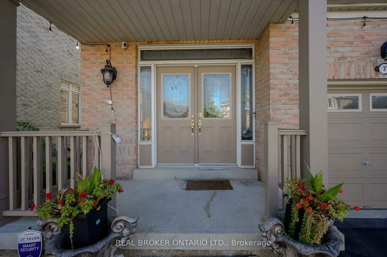 2295, Rochester, 1000 - BC Bronte Creek, Oakville