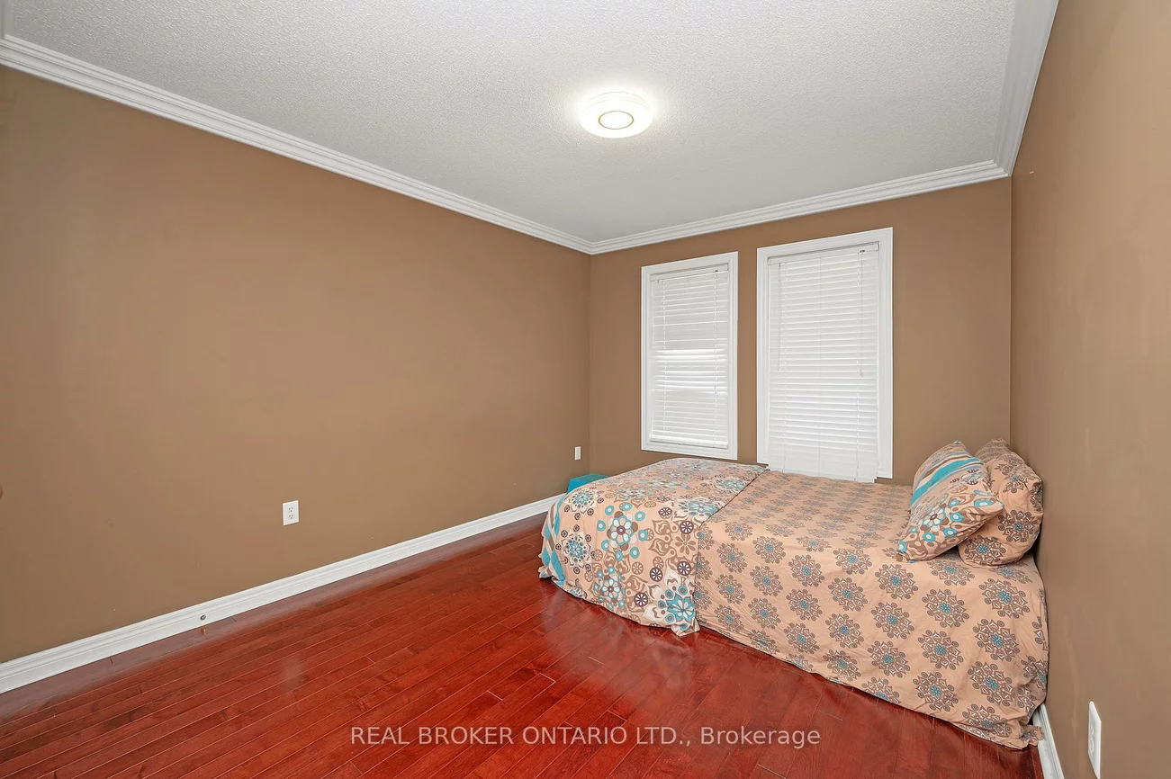 2295, Rochester, 1000 - BC Bronte Creek, Oakville