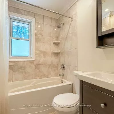 553, Taplow, 1020 - WO West, Oakville