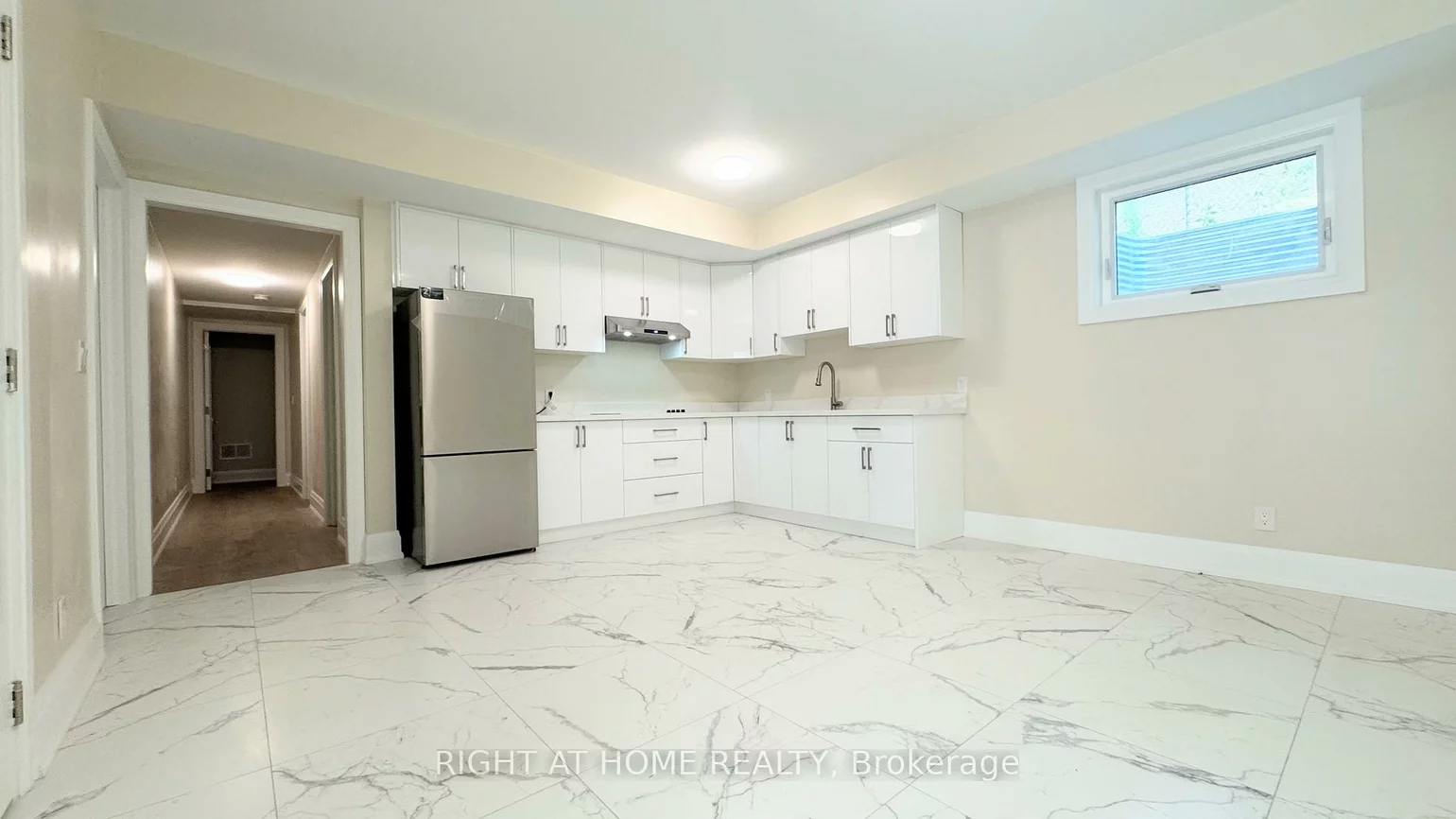 16, Ridge, 1003 - CP College Park, Oakville
