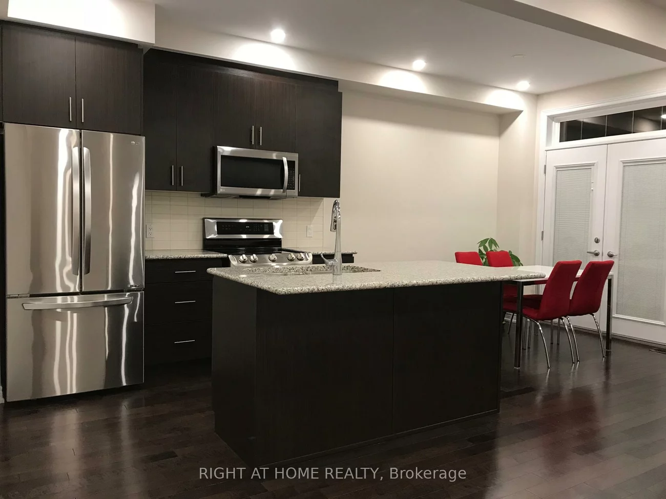 2390, Natasha, 1000 - BC Bronte Creek, Oakville