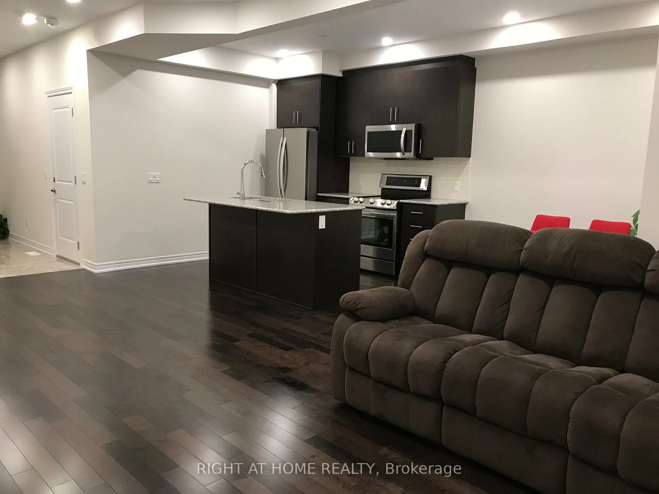 2390, Natasha, 1000 - BC Bronte Creek, Oakville