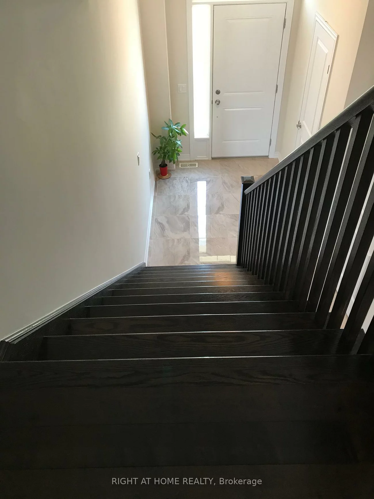 2390, Natasha, 1000 - BC Bronte Creek, Oakville